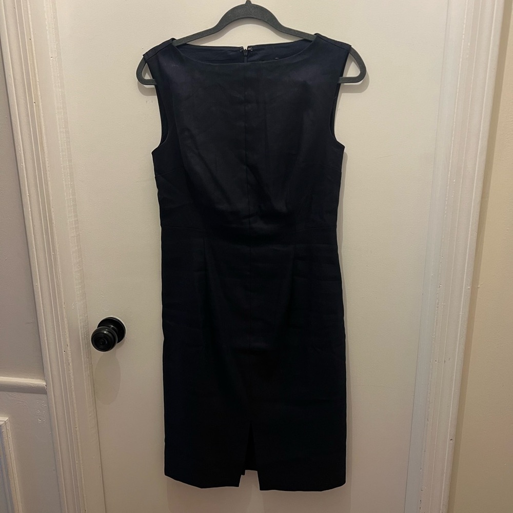 Elegant Navy Sleeveless Dress